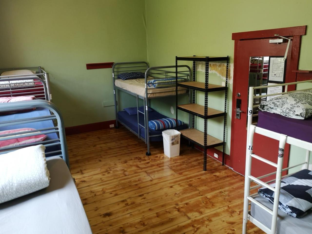 Market Tavern Hostel & Bar Мелбърн Екстериор снимка