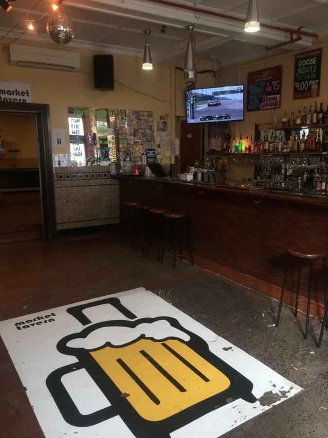 Market Tavern Hostel & Bar Мелбърн Екстериор снимка
